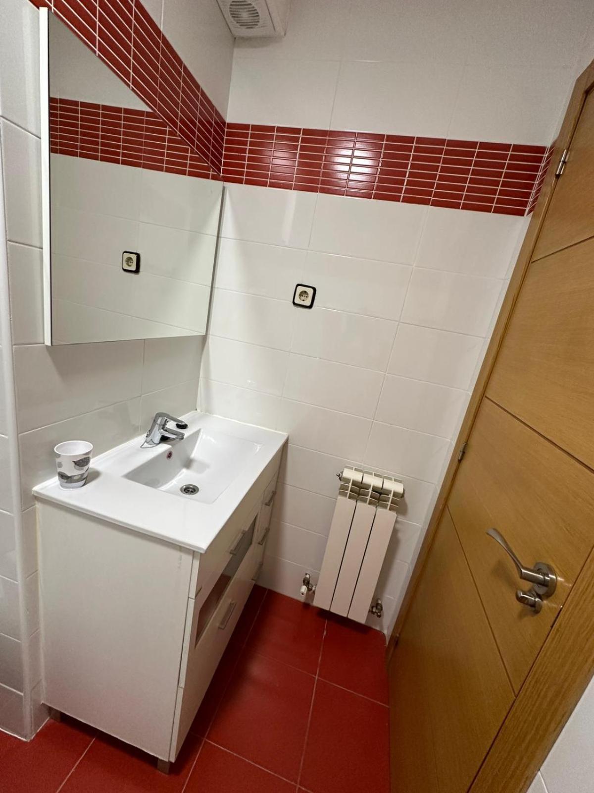 Cruz25 Appartement Alcalá de Henares Buitenkant foto