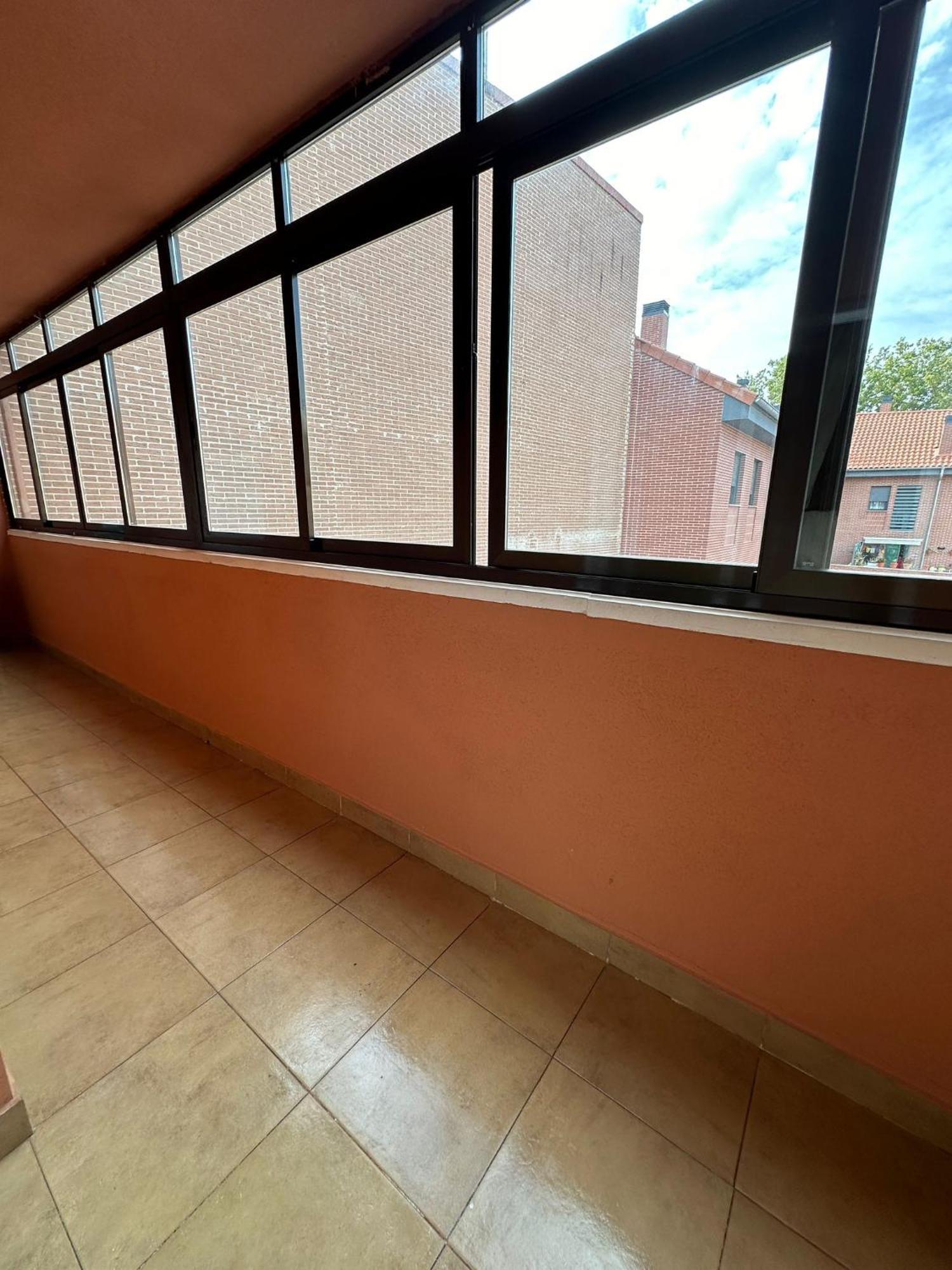 Cruz25 Appartement Alcalá de Henares Buitenkant foto